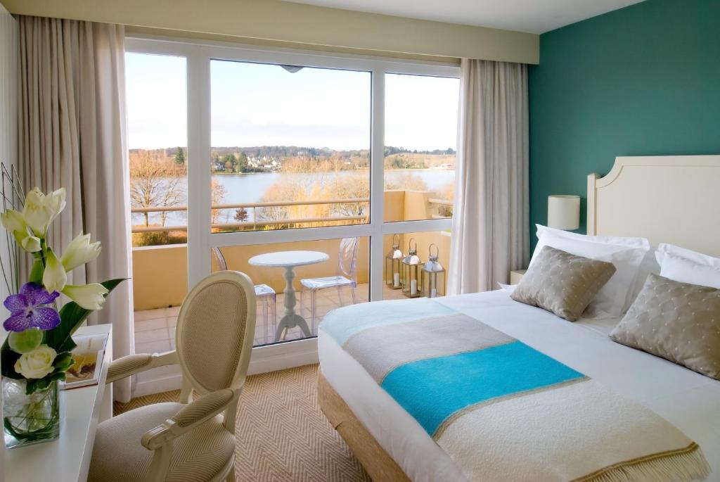 Photo - Junior Suite Lake View & Terrace room